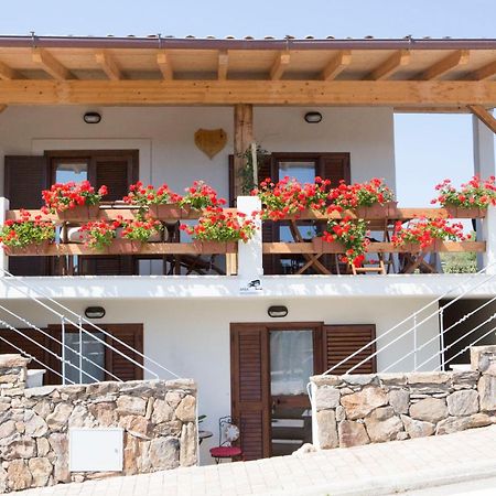 Апартаменти Blue Portrait House Гольфо-Аранчі Екстер'єр фото