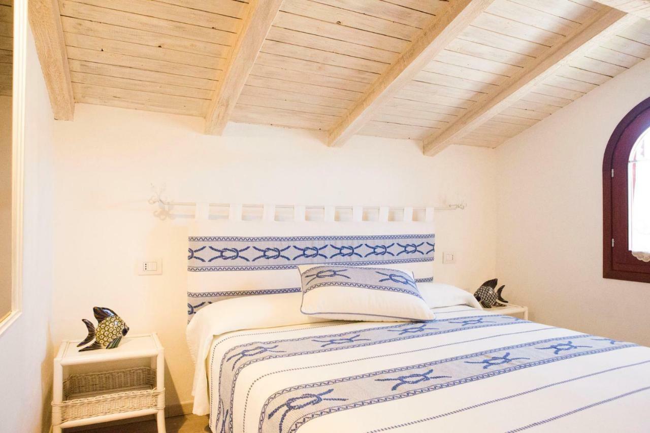 Апартаменти Blue Portrait House Гольфо-Аранчі Екстер'єр фото